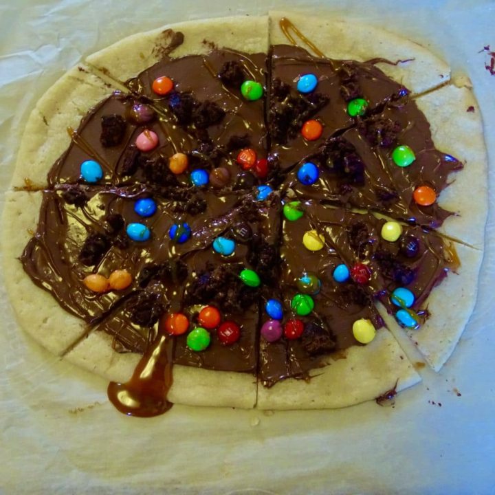 recipes for dessert pizza