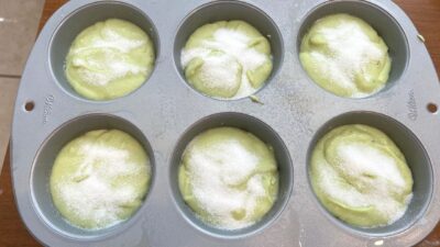 easy jumbo pistachio muffin recipe