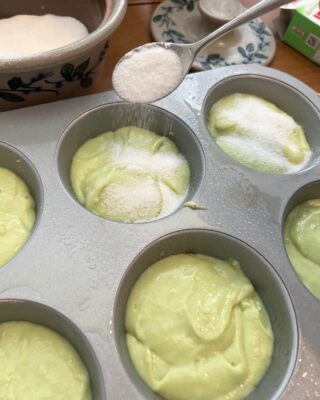 easy jumbo pistachio muffin recipe