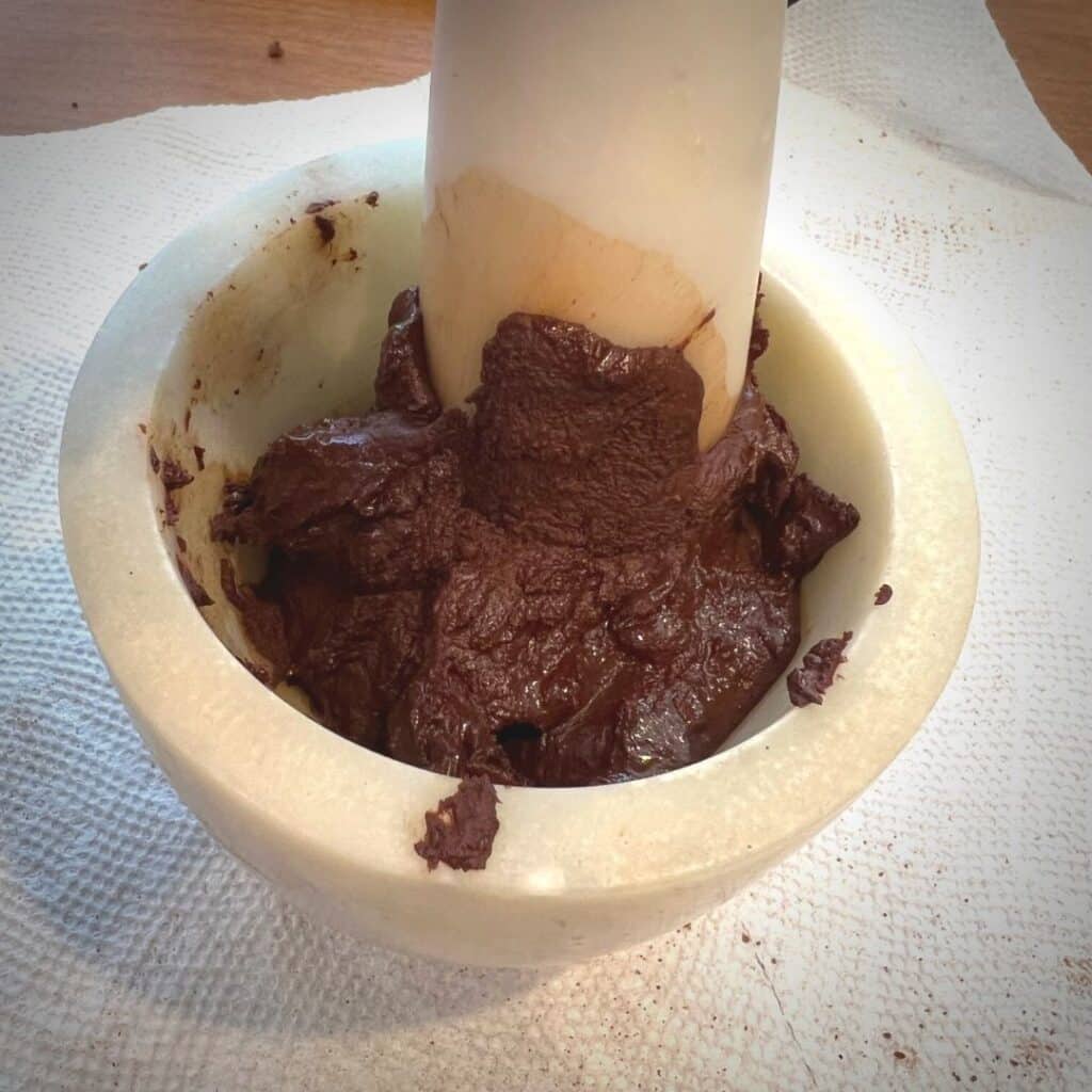 grinding chocolate from scratch